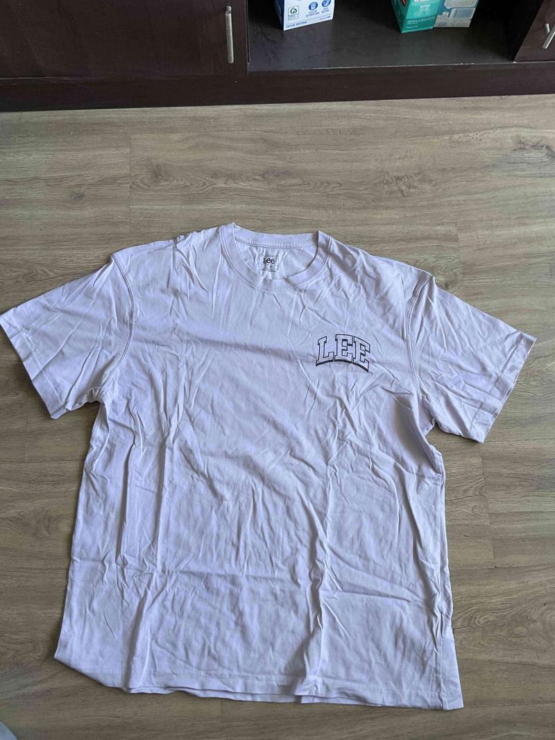 Polera blanca Lee talla L