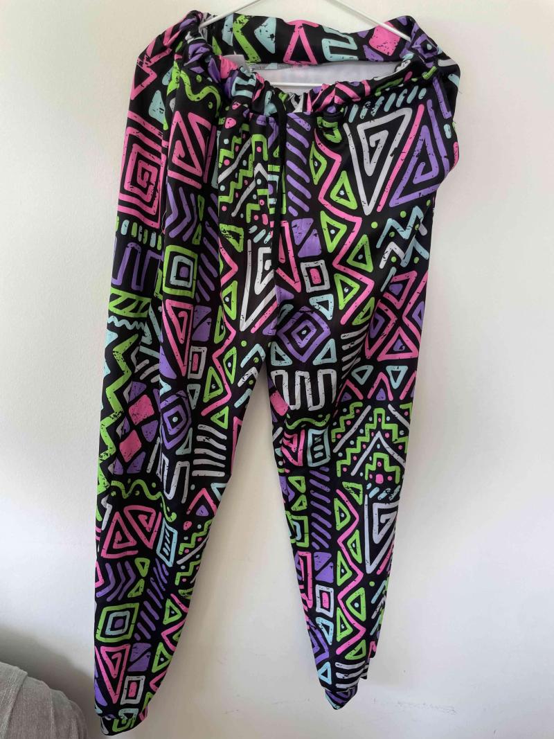 Pantalones estampados coloridos
