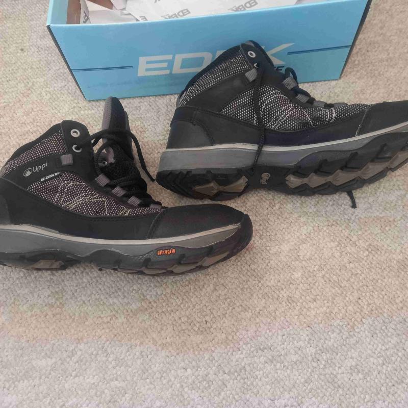 Botas de trekking Lippii originales negras