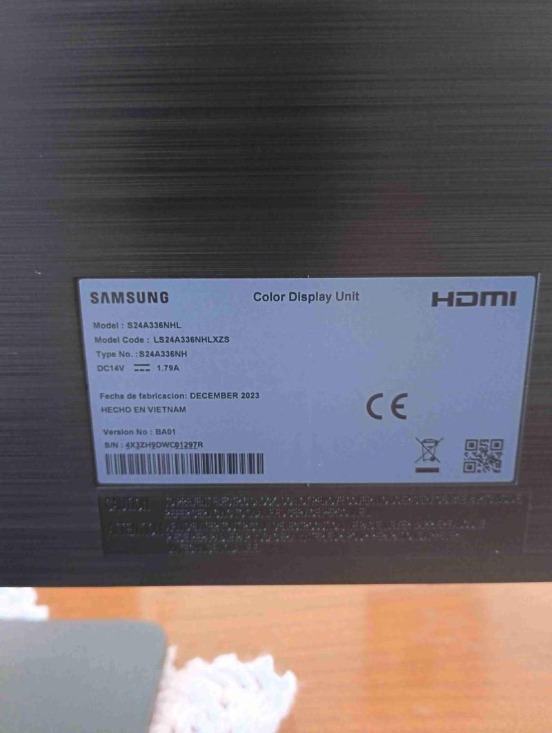 Monitor Samsung 24 pulgadas - 3