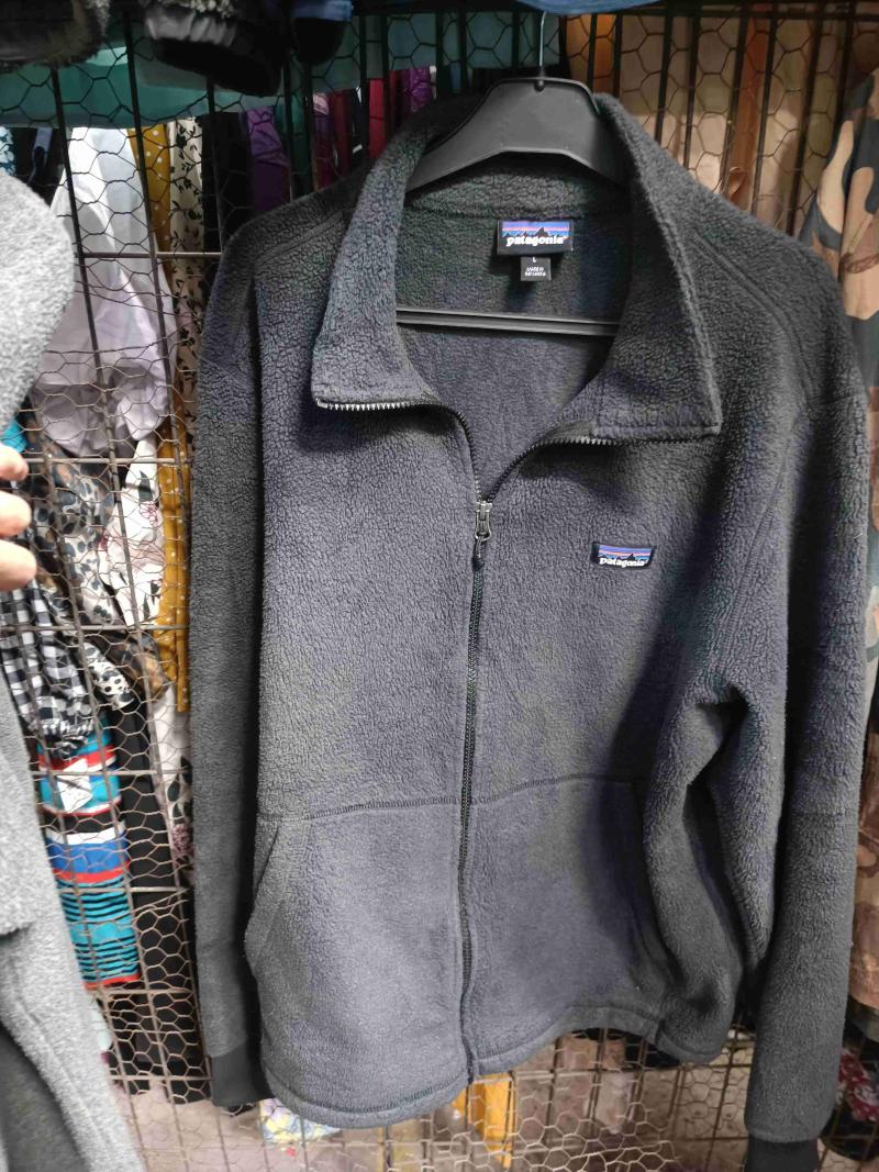 Polar fleece gris con cierre