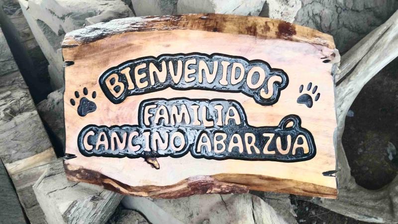 Letrero de madera artesanal coihue