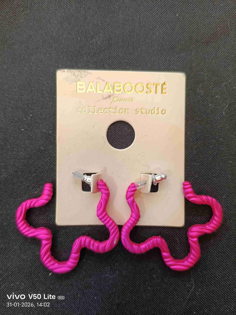 Aros ondulados fucsia