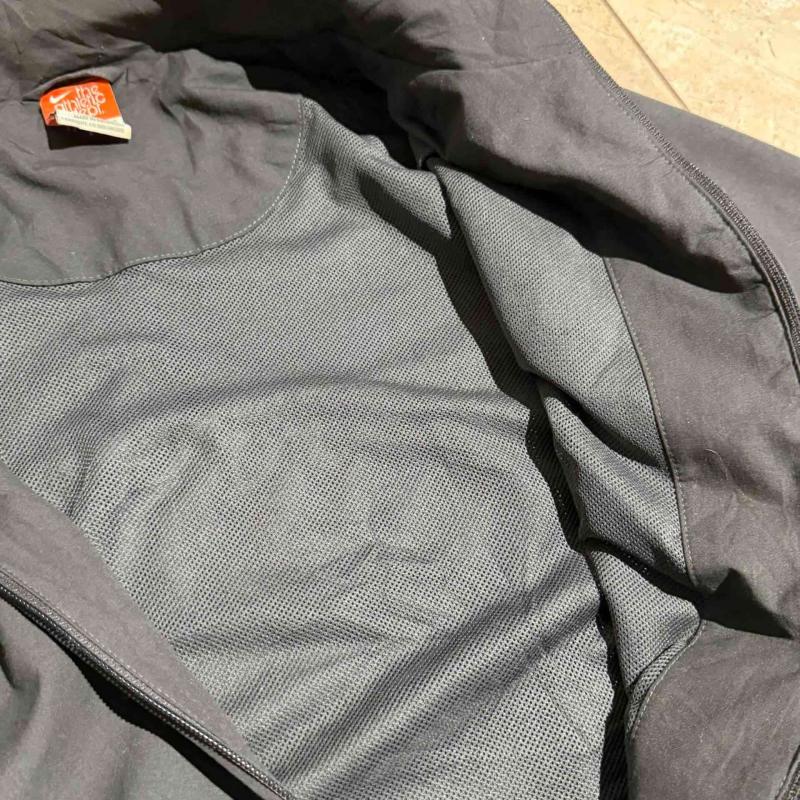 Cortaviento Nike vintag - 5