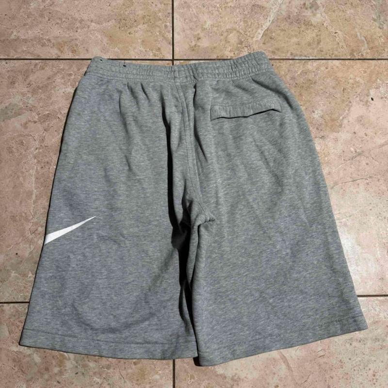 Shorts deportivos grises Nike - 2