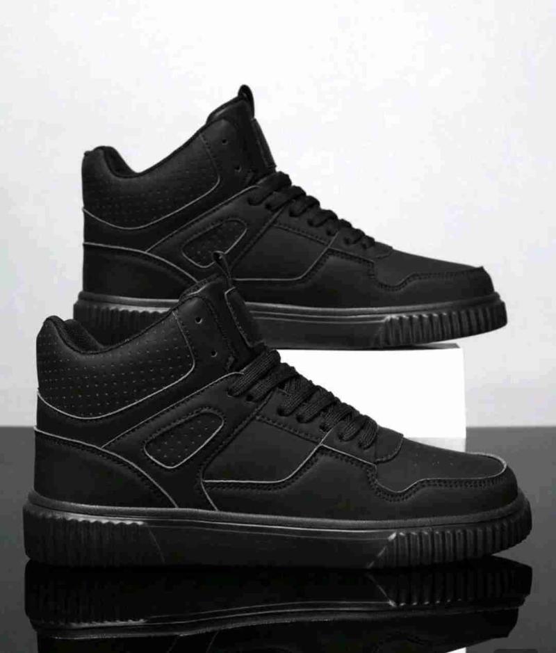 Zapatillas negras,gris y blancas. - 2