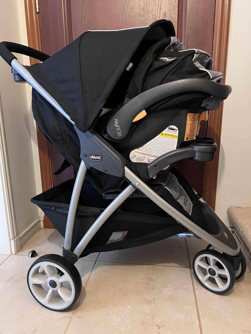 Coche Chicco modelo Keyfit 30 - 4
