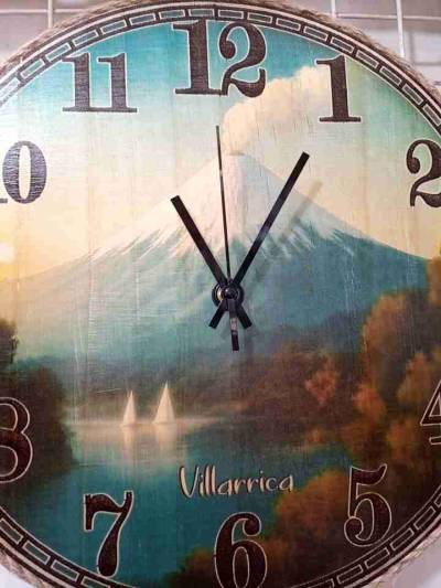 Reloj de pared con imagen de Villarrica - miniatura 3