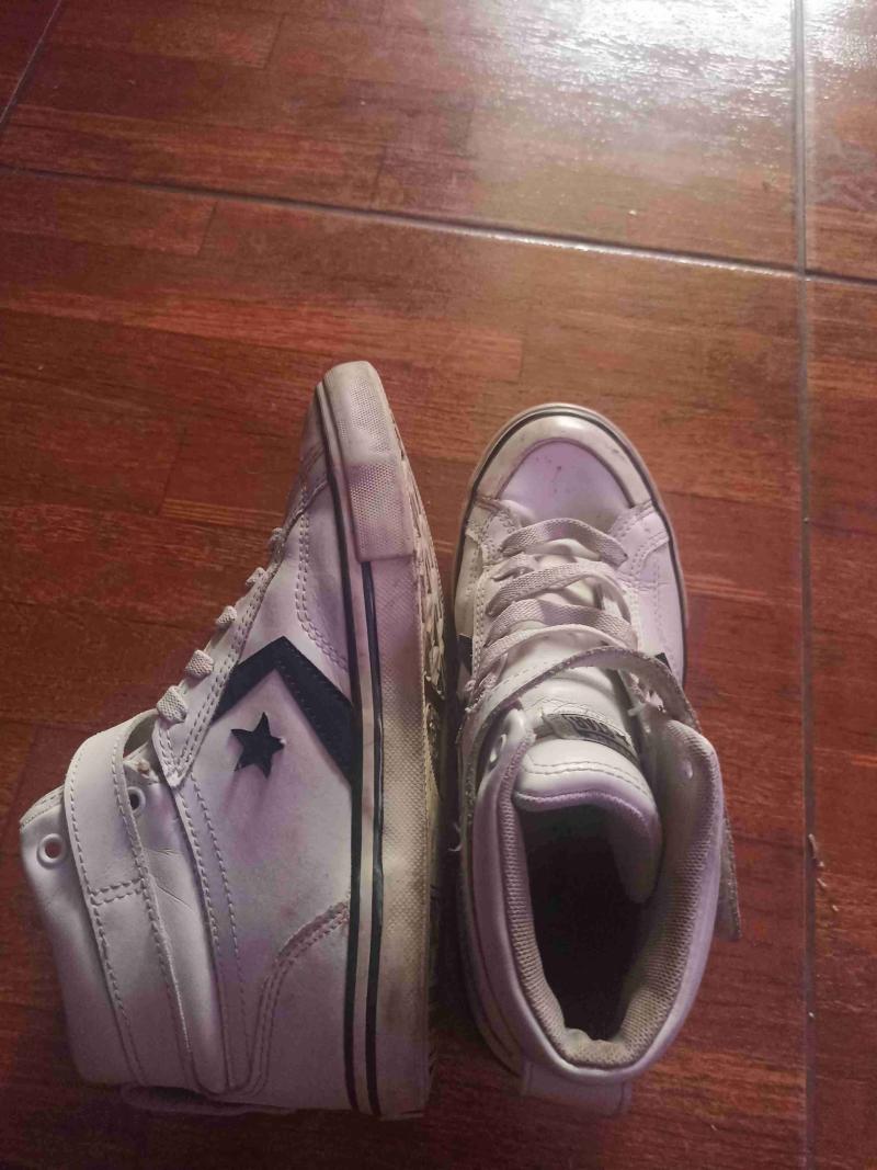 Zapatillas blancas Converse altas - 5