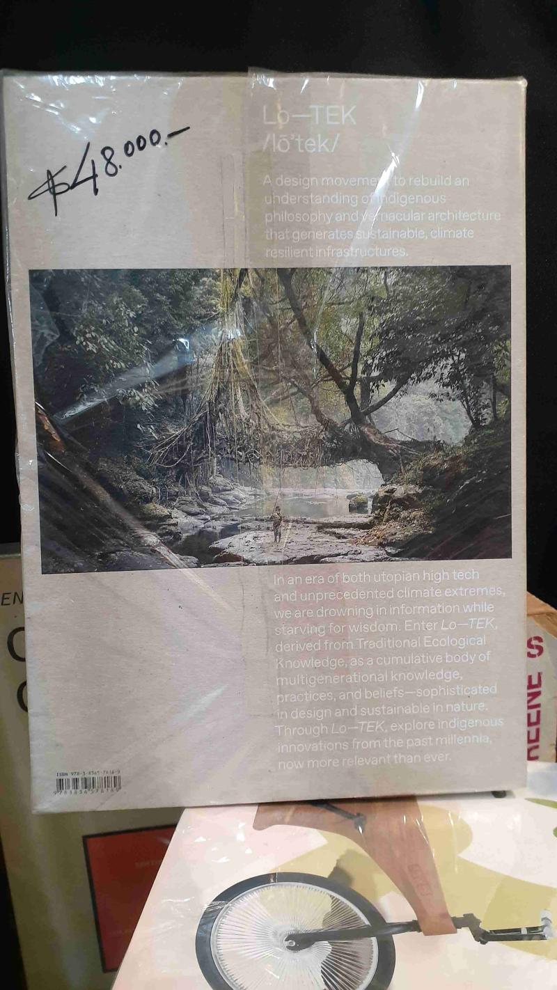Libro Lo-TEK de Julia Watson - 2