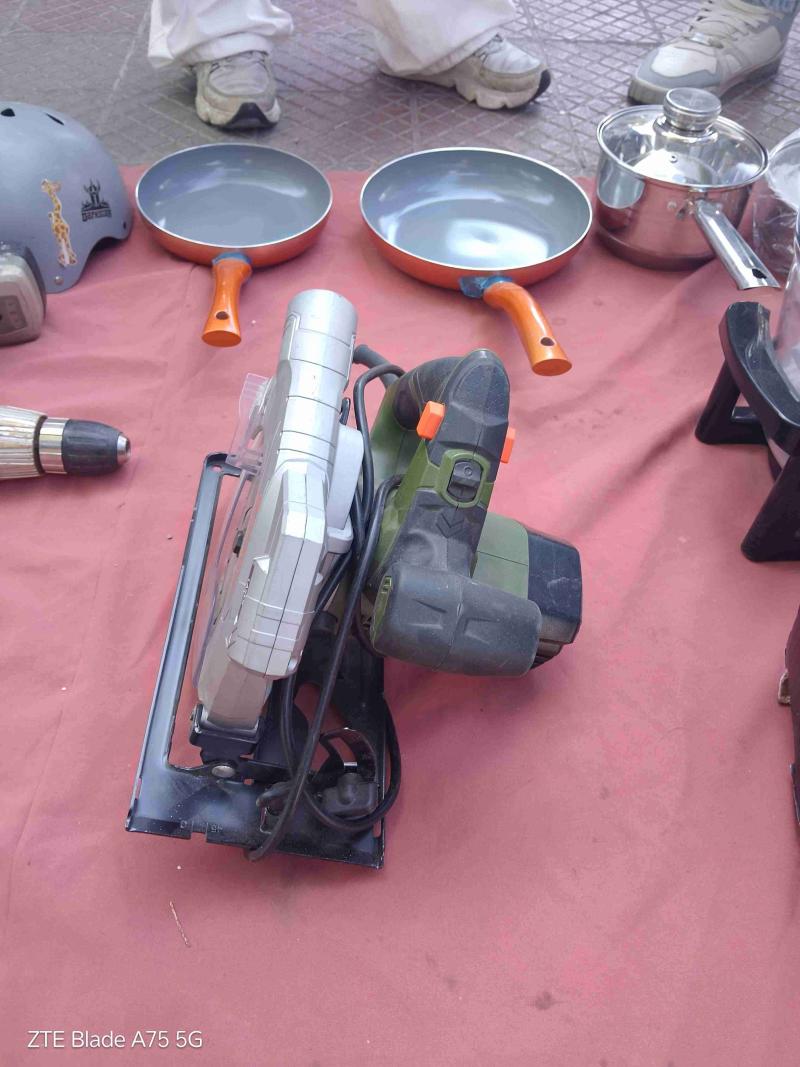 Sierra circular Bauker nueva - 2