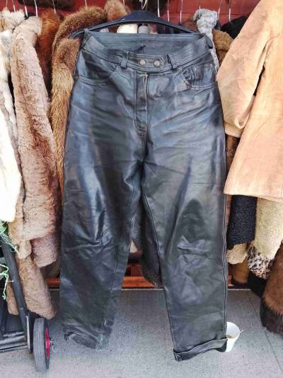 Pantalones de cuero negro 42 - miniatura 1