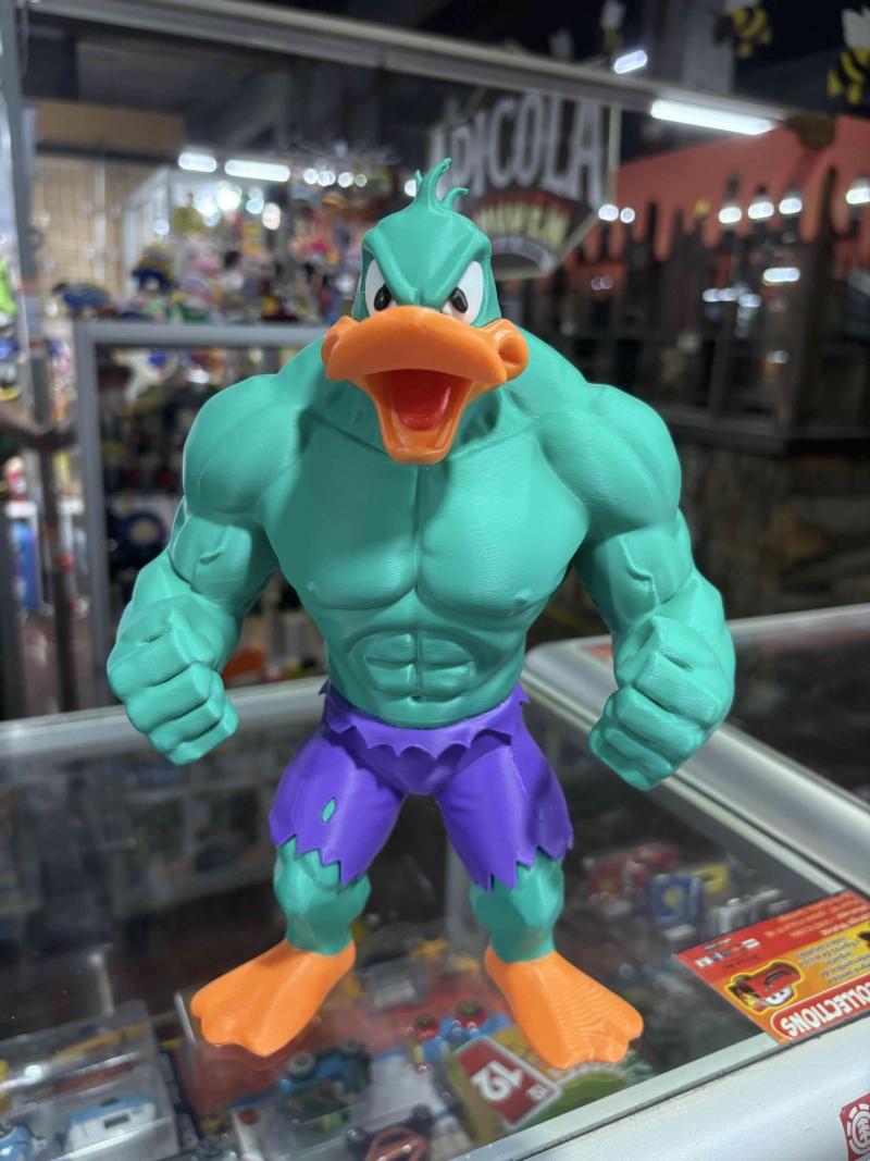 Figura coleccionable de Hulk pato lucas