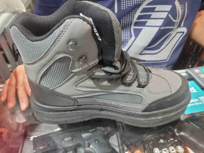Botas de vadeo grises pesca
