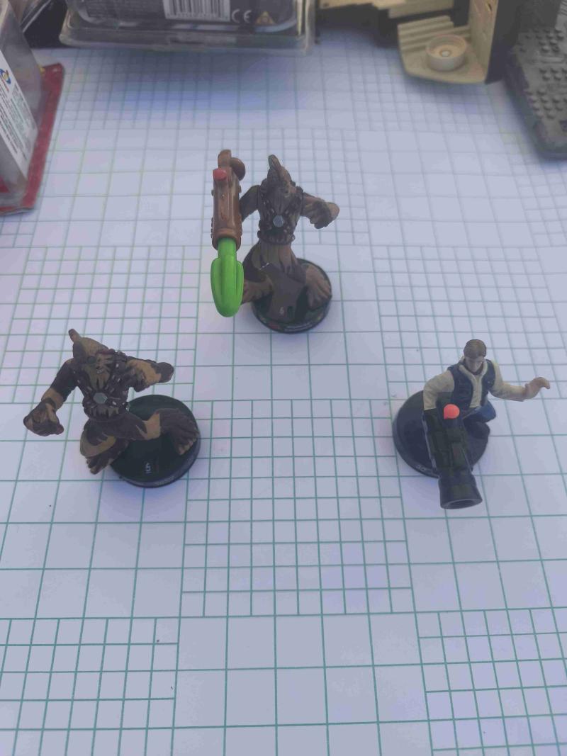 Star Wars - chips commtech y figuras varias - 2