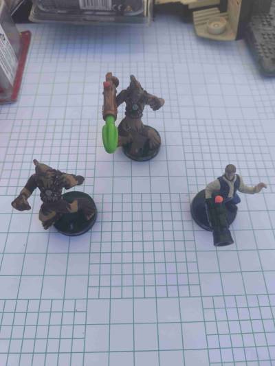 Star Wars - chips commtech y figuras varias - miniatura 2
