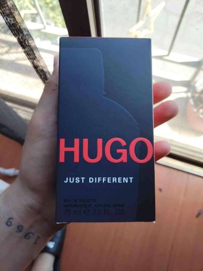 Perfume Hugo Just Different 75ml - miniatura 1