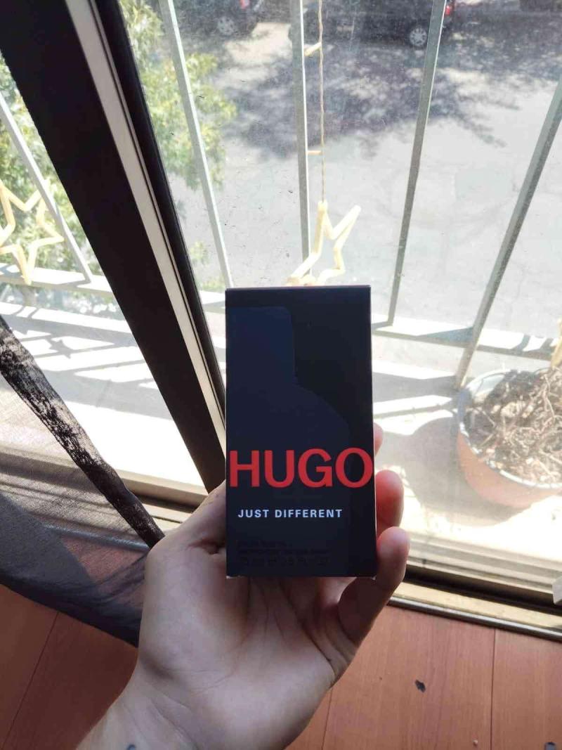 Perfume Hugo Just Different 75ml - 3