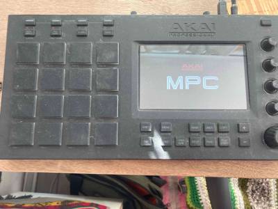Controlador AKAI MPC touch - miniatura 1