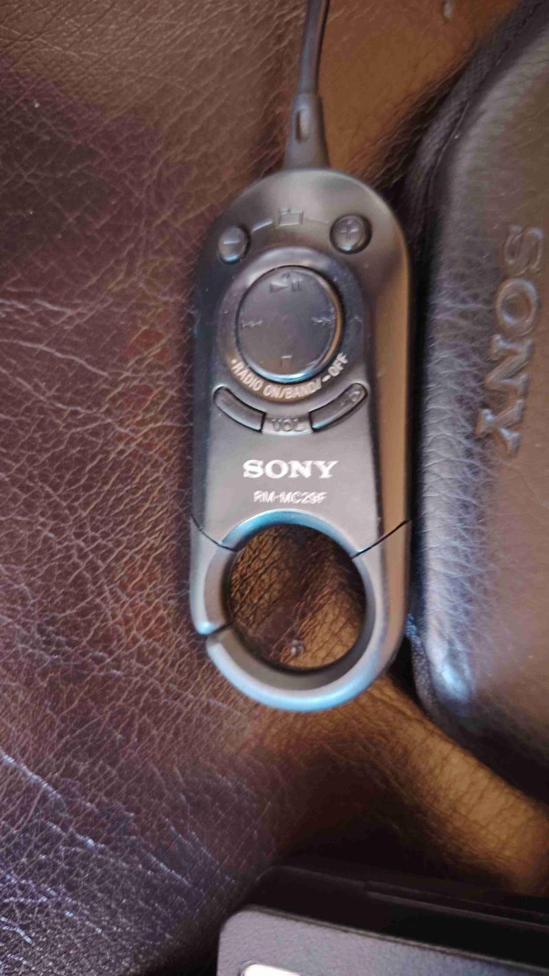 Reproductor CD Walkman Sony - 5
