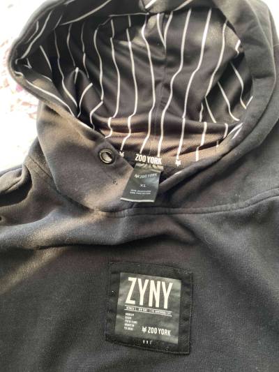 Polerón negro con capucha ZYNY - miniatura 3