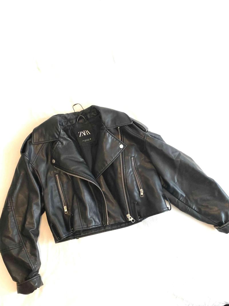 Chaqueta de cuero negra Zara