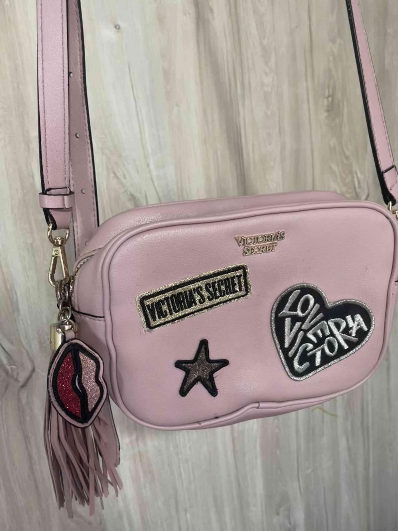 Cartera rosa palo Victoria's Secret