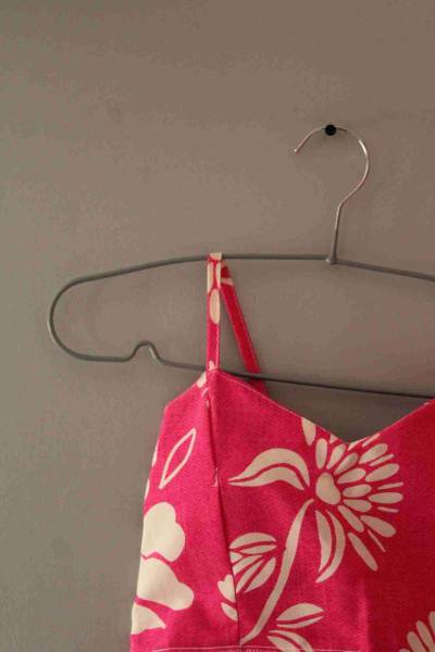 Conjunto top y falda rosa brasileño - miniatura 3
