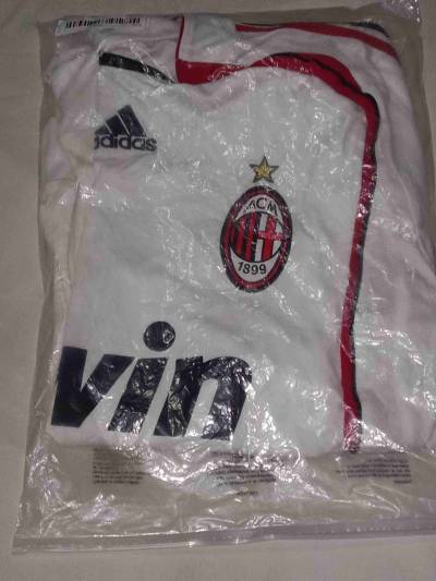 Camiseta AC Milan blanca - miniatura 3
