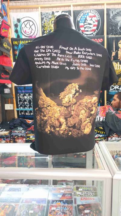 Polera Korn negra estampada - miniatura 2