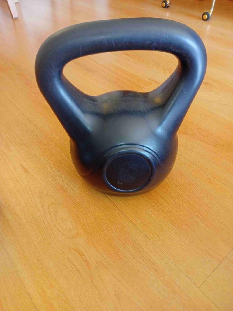 Kettlebell 10KG de entrenamiento negro