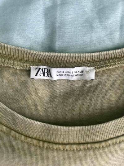 Polera verde oliva sin mangas - miniatura 2