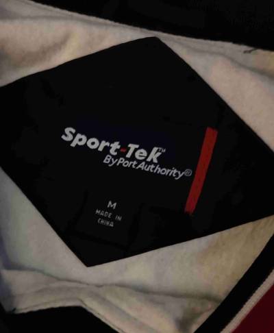Sweater sport tek con bordado - miniatura 2