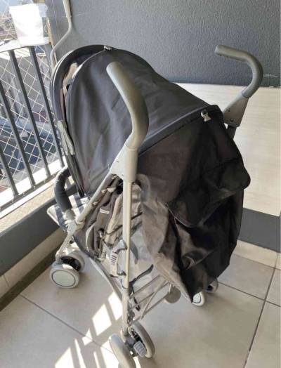 Coche plegable bebesit - miniatura 2