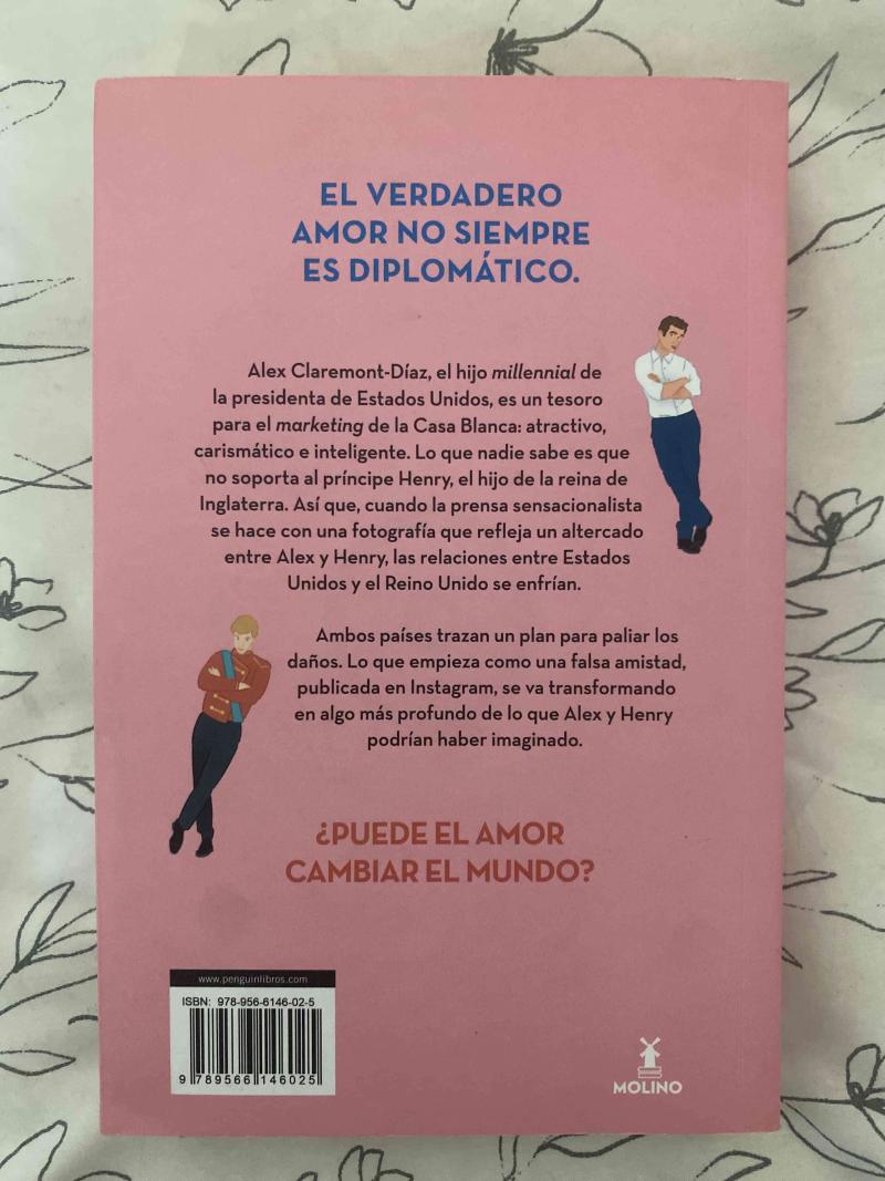 Libro Rojo Blanco y Sangre Azul - 2