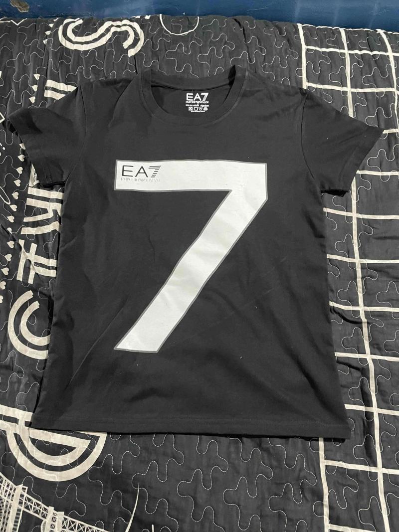polera EA7