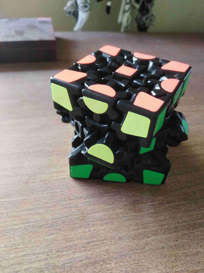 QiYi Gear Cube 3x3 - 2