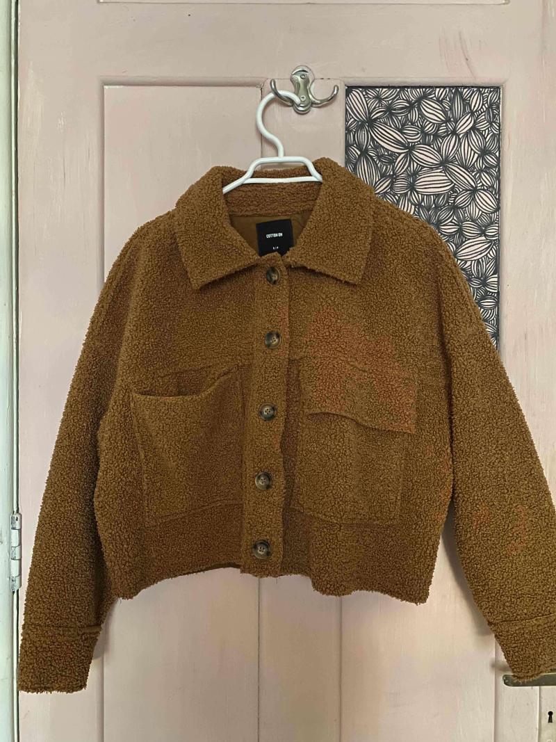 Chaqueta estilo cordero