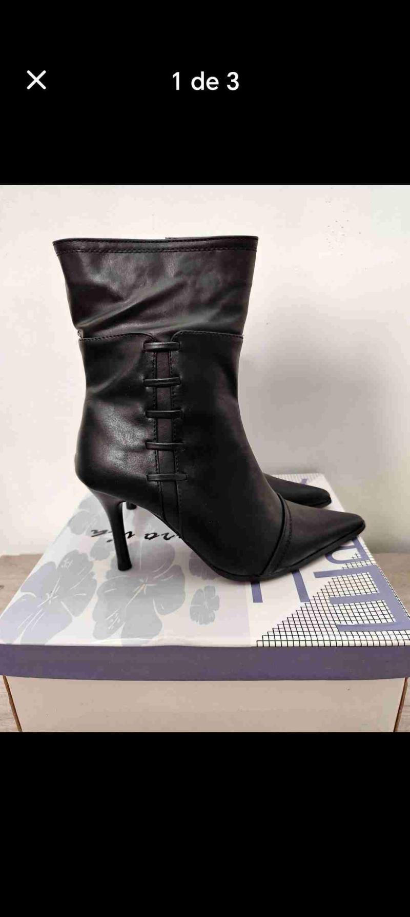 Botines negros de tacón alto