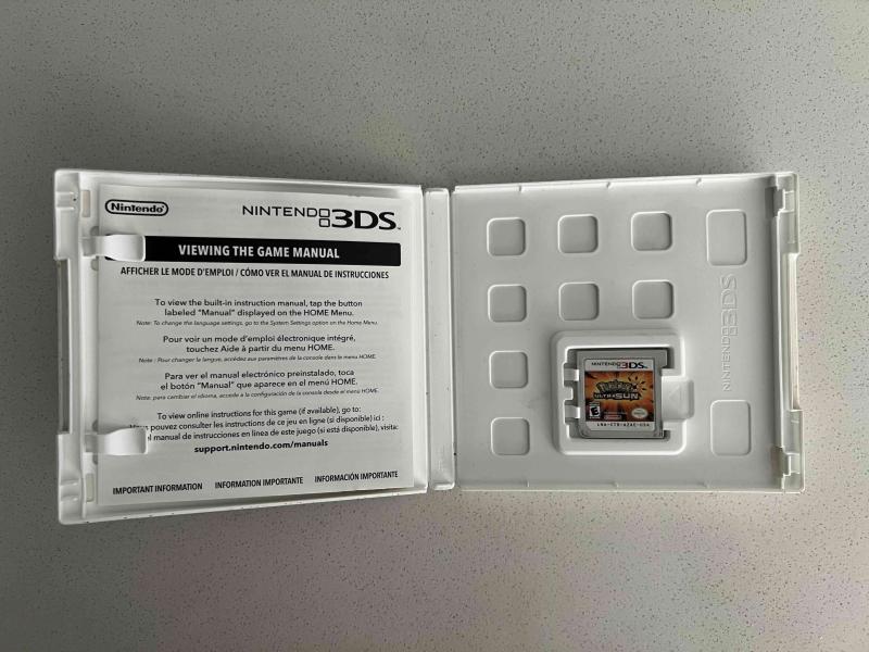 Pokémon Ultra Sun Nintendo 3DS - 3