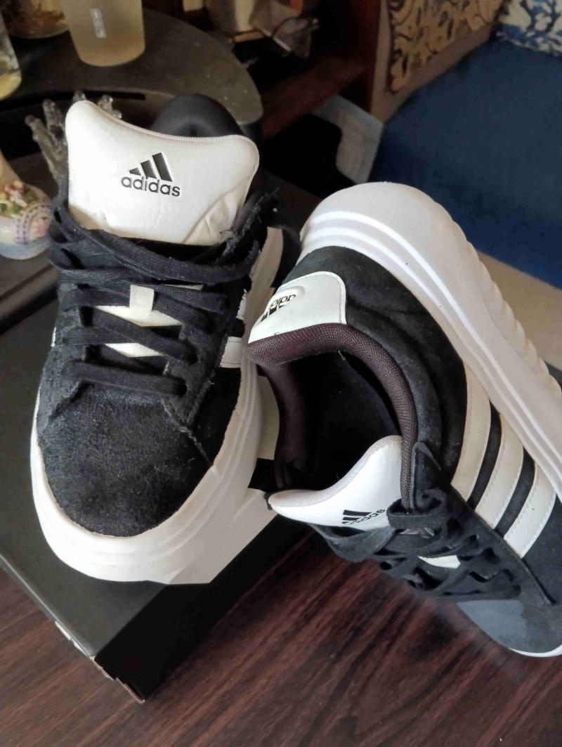 Zapatillas deportivas blancas adidas - 4