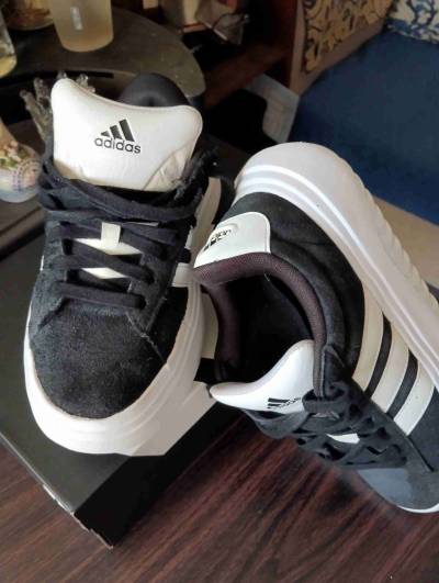 Zapatillas deportivas blancas adidas - miniatura 4