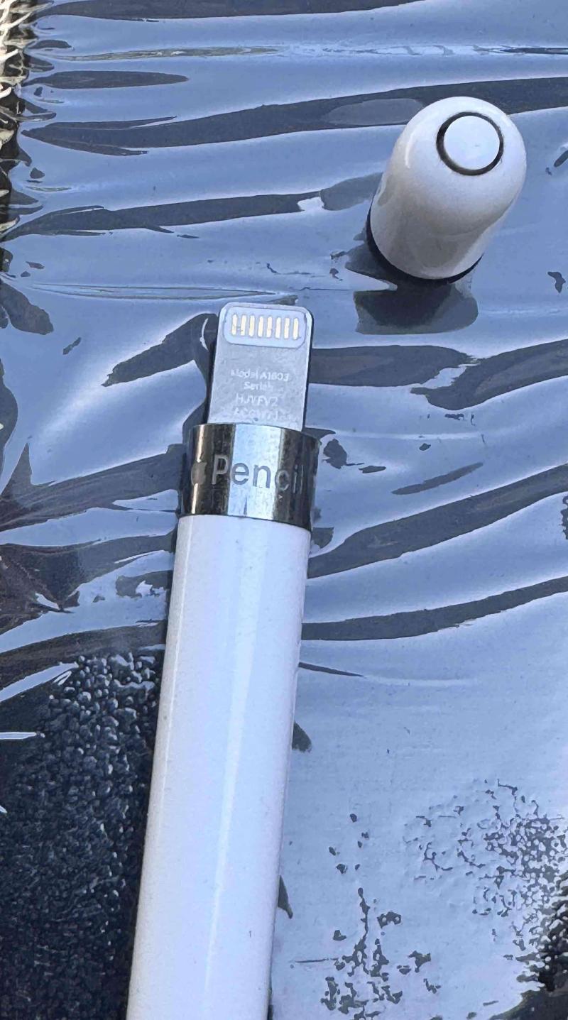 Apple Pencil 1era Generación - 2