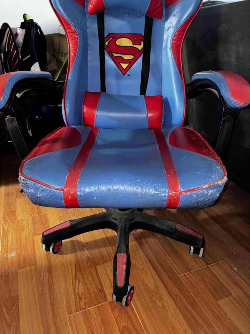 Silla gamer temática Superman - 2